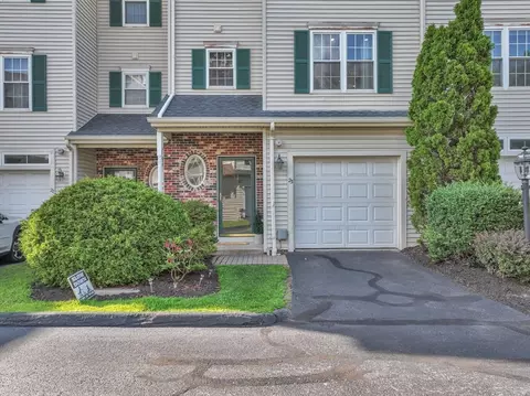67 N Quinsigamond Ave #23, Shrewsbury, MA 01545