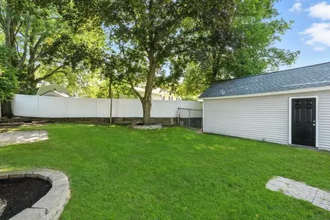 Exterior - 256 Baldwin St, Lowell, MA 01851 photo 7 of 8