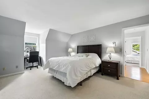 79 Stephanie Cir, Springfield, MA 01129 photo 17