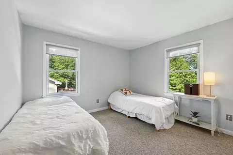 79 Stephanie Cir, Springfield, MA 01129 photo 20