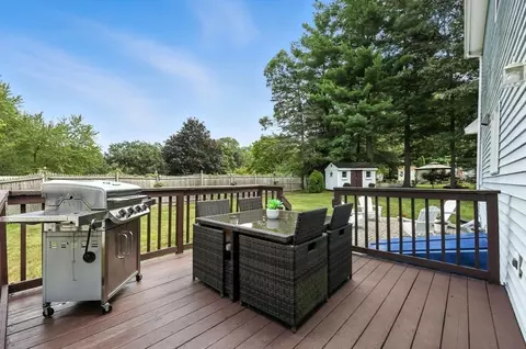79 Stephanie Cir, Springfield, MA 01129 photo 26