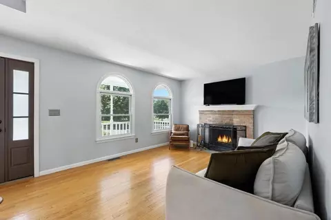 79 Stephanie Cir, Springfield, MA 01129 photo 6
