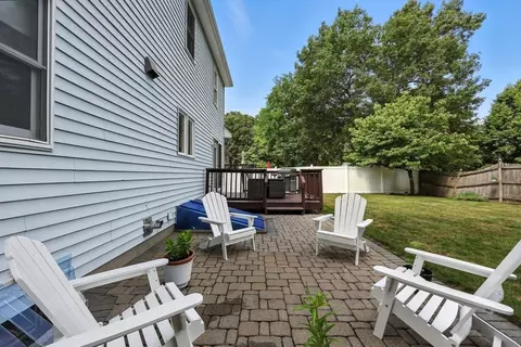79 Stephanie Cir, Springfield, MA 01129 photo 27