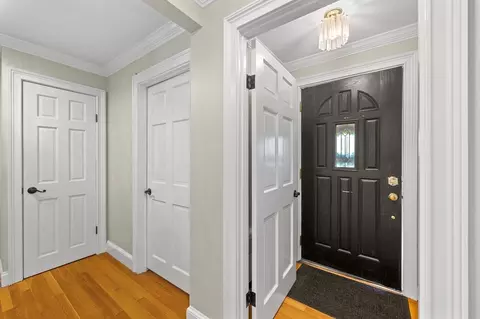 2 Herbert Rd, Worcester, MA 01602 photo 8