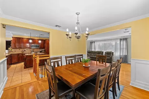 2 Herbert Rd, Worcester, MA 01602 photo 9