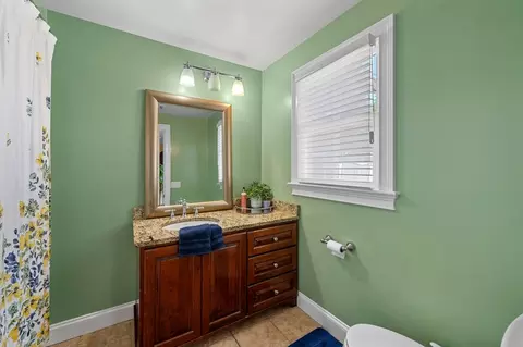 2 Herbert Rd, Worcester, MA 01602 photo 18
