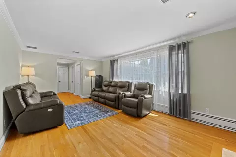 2 Herbert Rd, Worcester, MA 01602 photo 5
