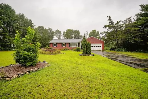 43 Colony Dr, Hampden, MA 01036