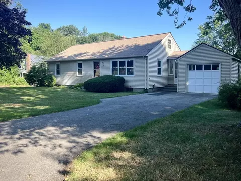 20 Harold St, Holden, MA 01520