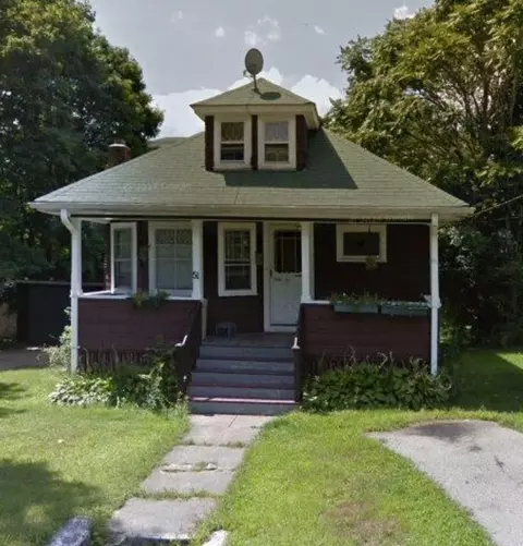 51 Beals St, Weymouth, MA 02191
