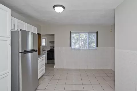 144 Euclid Ave, Springfield, MA 01108 photo 9