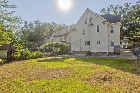 144 Euclid Ave, Springfield, MA 01108 photo 39