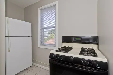144 Euclid Ave, Springfield, MA 01108 photo 25