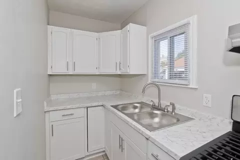 144 Euclid Ave, Springfield, MA 01108 photo 7
