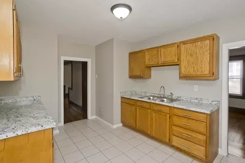 144 Euclid Ave, Springfield, MA 01108 photo 22