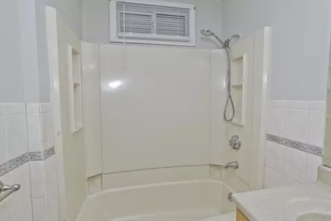 144 Euclid Ave, Springfield, MA 01108 photo 12