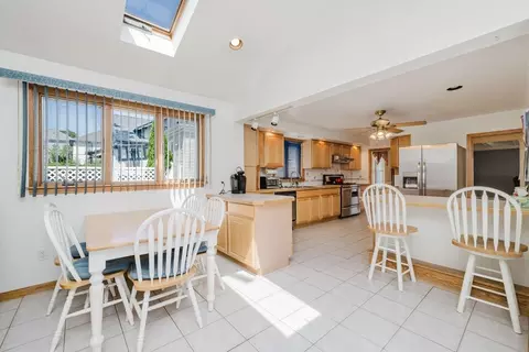 65 Bigelow, Fall River, MA 02720 photo 10