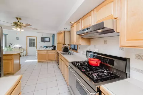 65 Bigelow, Fall River, MA 02720 photo 8