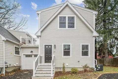 23 Loomis St #23, Cambridge, MA 02138