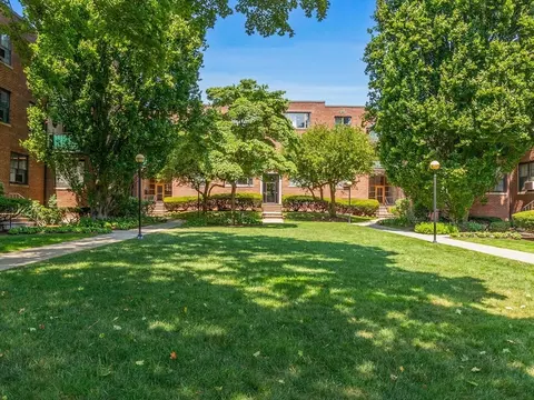 57 Harvard Ave #4, Brookline, MA 02446