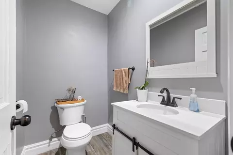 14 Robertson Rd, Worcester, MA 01602 photo 8