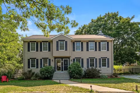 15 Bunker St #2, Boston, MA 02136