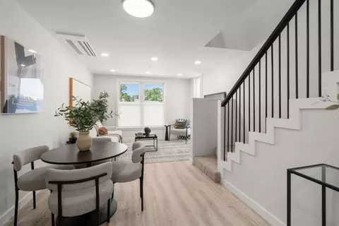602 Canterbury #7, Roslindale, MA 02131