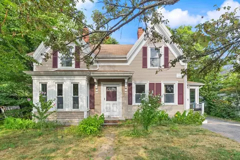 40 Cherry St, Danvers, MA 01923