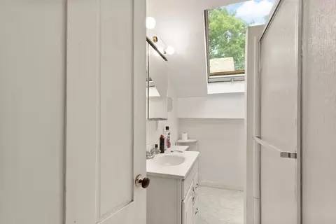 40 Cherry St, Danvers, MA 01923 photo 10