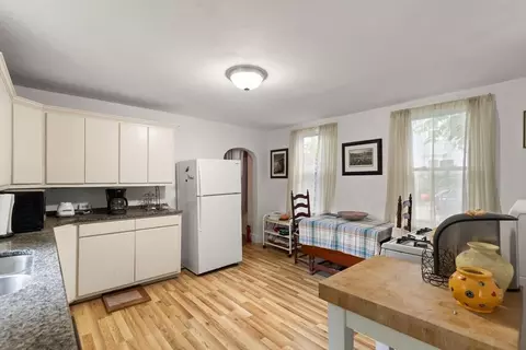 40 Cherry St, Danvers, MA 01923 photo 18