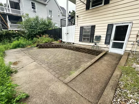 16 June St, Worcester, MA 01602 photo 5
