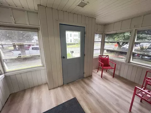 16 June St, Worcester, MA 01602 photo 9