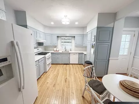 16 June St, Worcester, MA 01602 photo 13