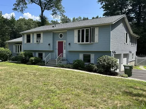 390 Soule Rd, Wilbraham, MA 01095