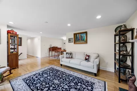 149 Sheaffer Rd, Centerville, MA 02632 photo 5