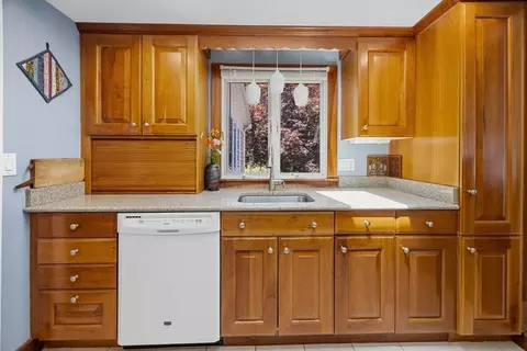 149 Sheaffer Rd, Centerville, MA 02632 photo 9