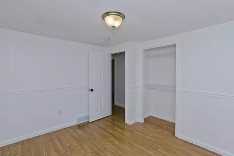 Bedroom - 84 N Brook Rd, Springfield, MA 01119 photo 6 of 9