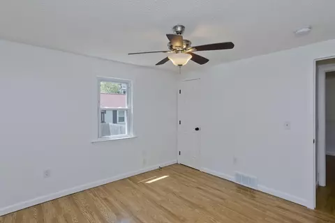 Bedroom - 84 N Brook Rd, Springfield, MA 01119 photo 2 of 9