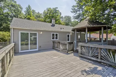 Exterior - 84 N Brook Rd, Springfield, MA 01119 photo 3 of 13