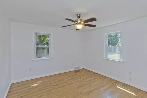 Bedroom - 84 N Brook Rd, Springfield, MA 01119 photo 1 of 9