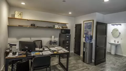 49 Center St, Hyannis, MA 02601 photo 24