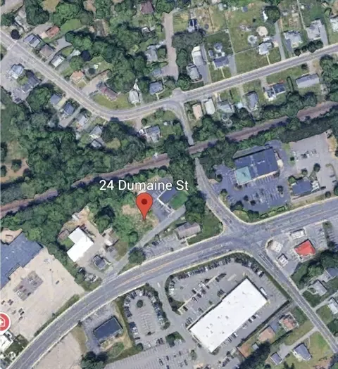 24 Dumaine St, Wilbraham, MA 01095
