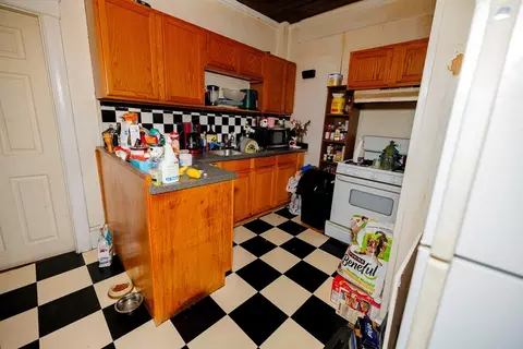 35-37 Chavenson St, Fall River, MA 02723 photo 13