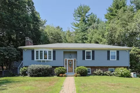 16 Nelson Point Rd, Shrewsbury, MA 01545