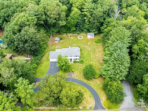 930 King St, Raynham, MA 02767