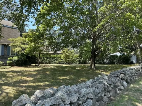 273 Main St, Acushnet, MA 02743 photo 6