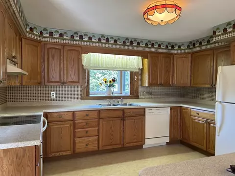 273 Main St, Acushnet, MA 02743 photo 34