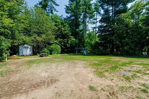 Exterior - 28 Beech St, Townsend, MA 01469 photo 4 of 5