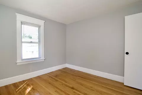 23 Corona St, Springfield, MA 01104 photo 29