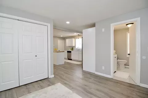 23 Corona St, Springfield, MA 01104 photo 24